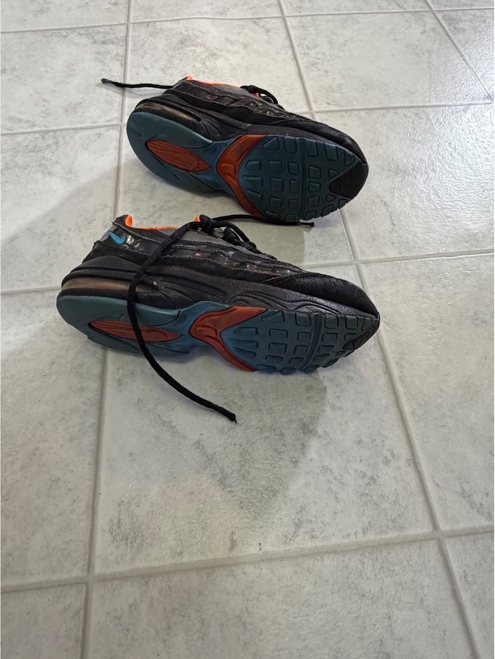 Nike Air Max Kids' Sneakers Black Orange Size 3Y - Picture 5 of 5